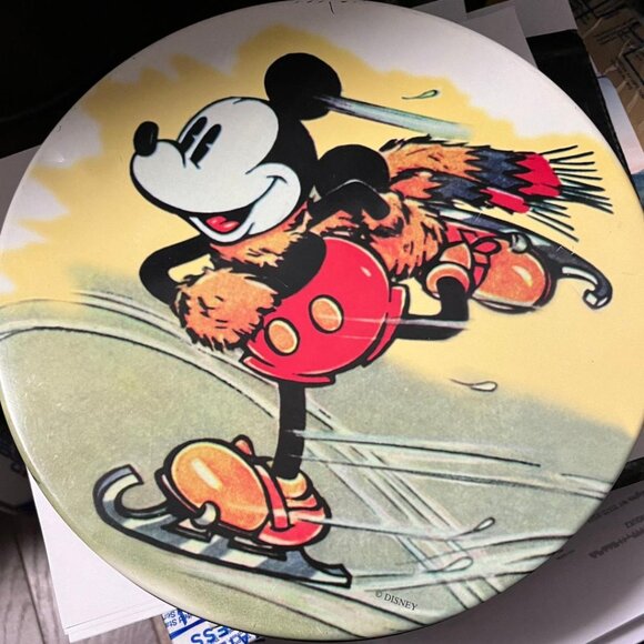 VINTAGE MICKEY MOUSE DISNEY 12X2"RIUND STORAGE COOKIE TIN - Picture 1 of 5